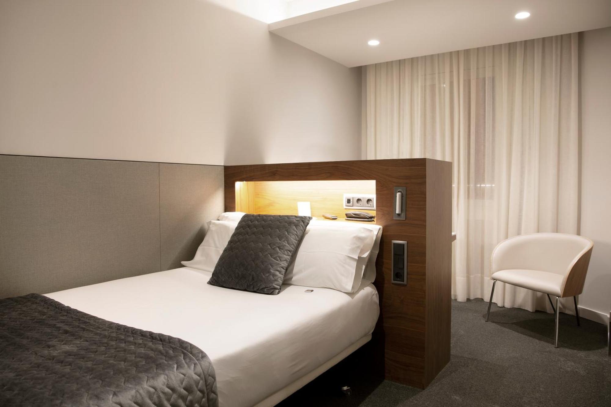 Best Western Premier Hotel Dante Барселона Екстериор снимка