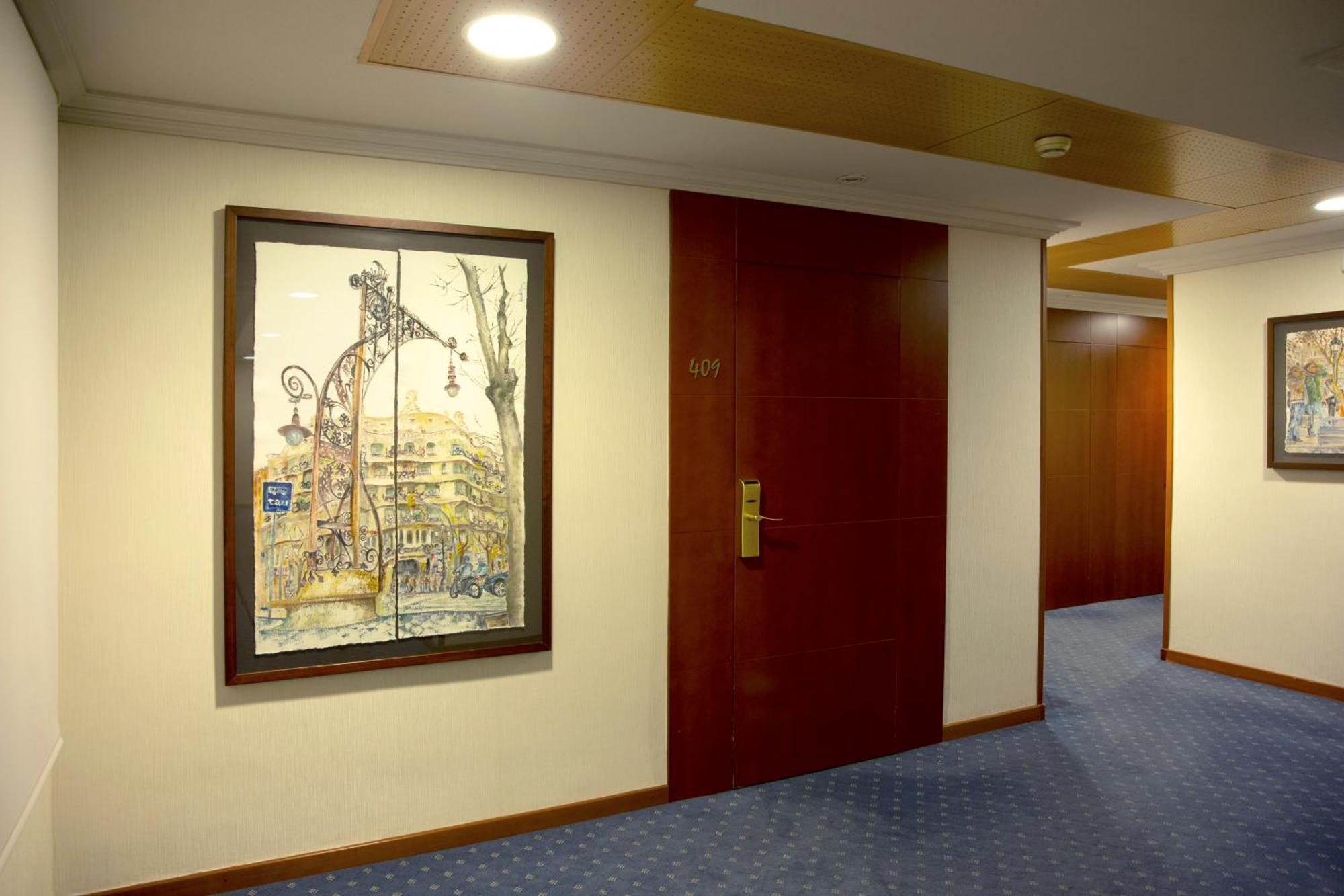 Best Western Premier Hotel Dante Барселона Екстериор снимка
