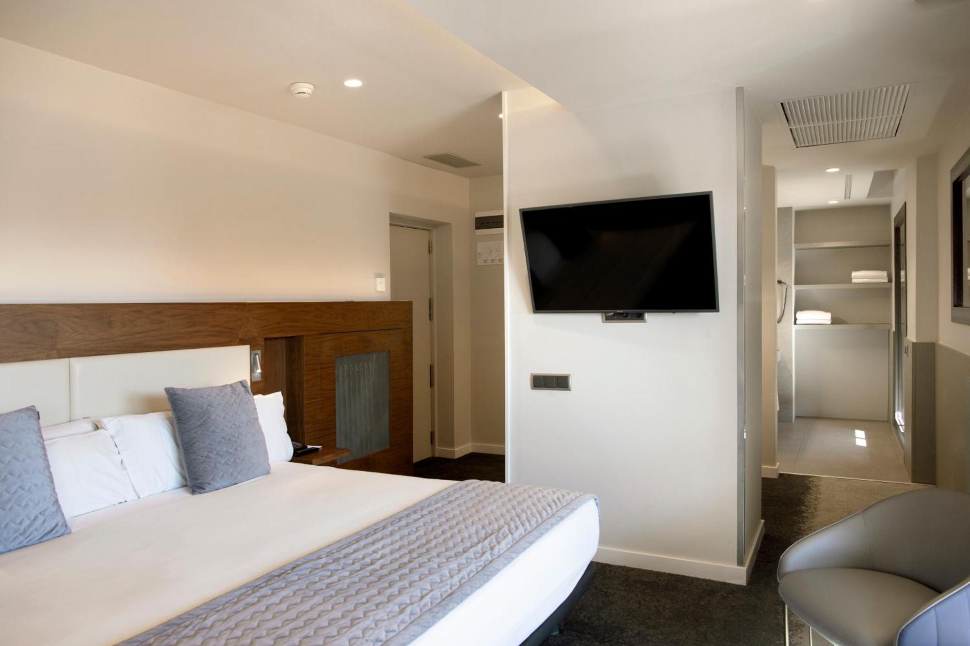 Best Western Premier Hotel Dante Барселона Екстериор снимка