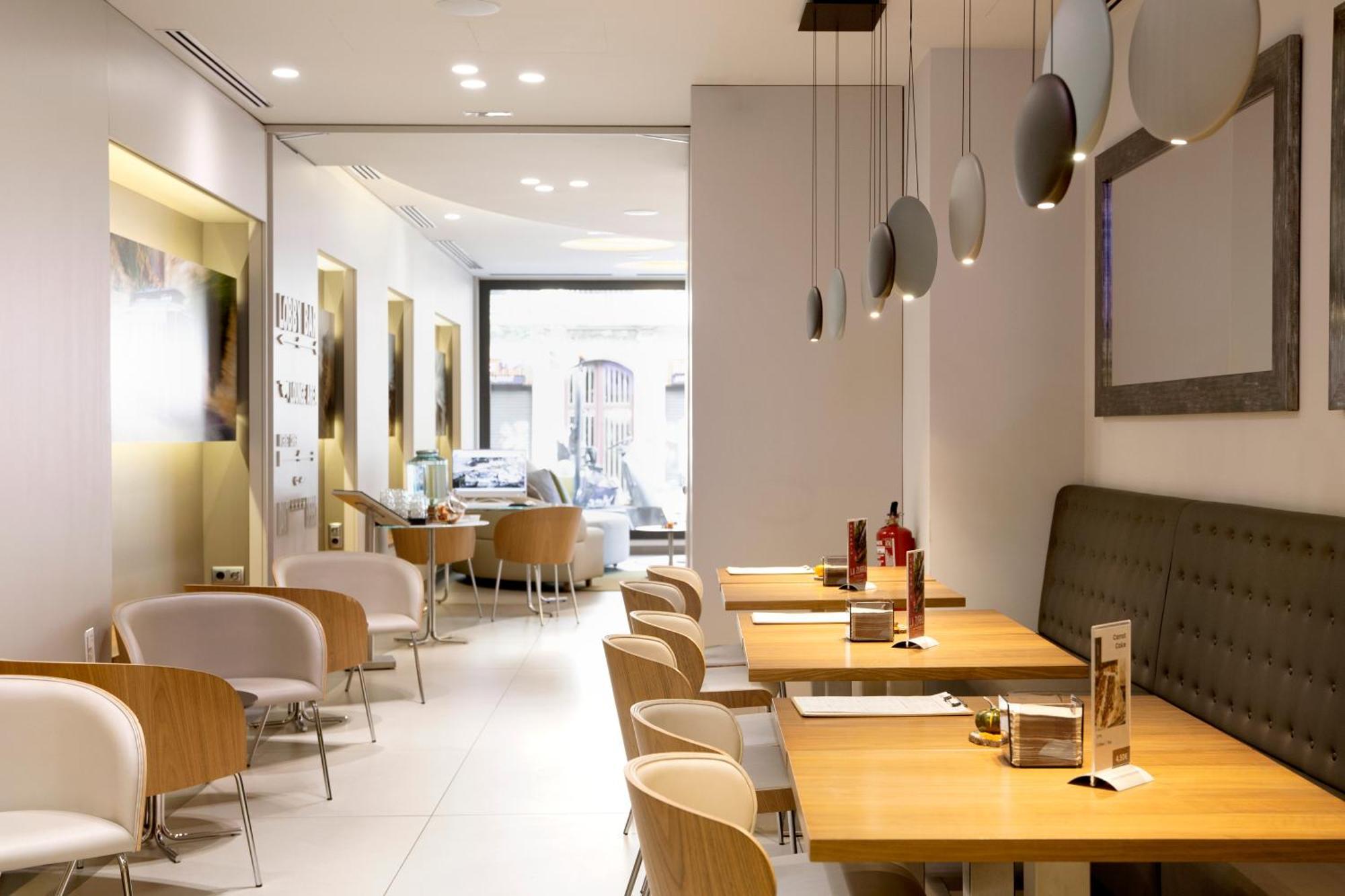 Best Western Premier Hotel Dante Барселона Екстериор снимка
