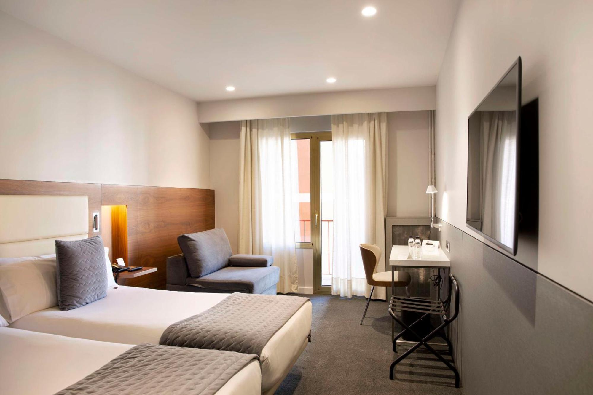 Best Western Premier Hotel Dante Барселона Екстериор снимка
